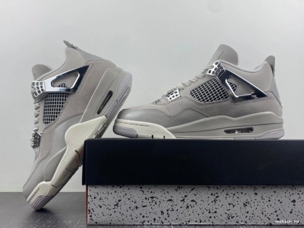 Rep Onekick 4 Frozen Air Moments Jordan AQ9129-001 0614